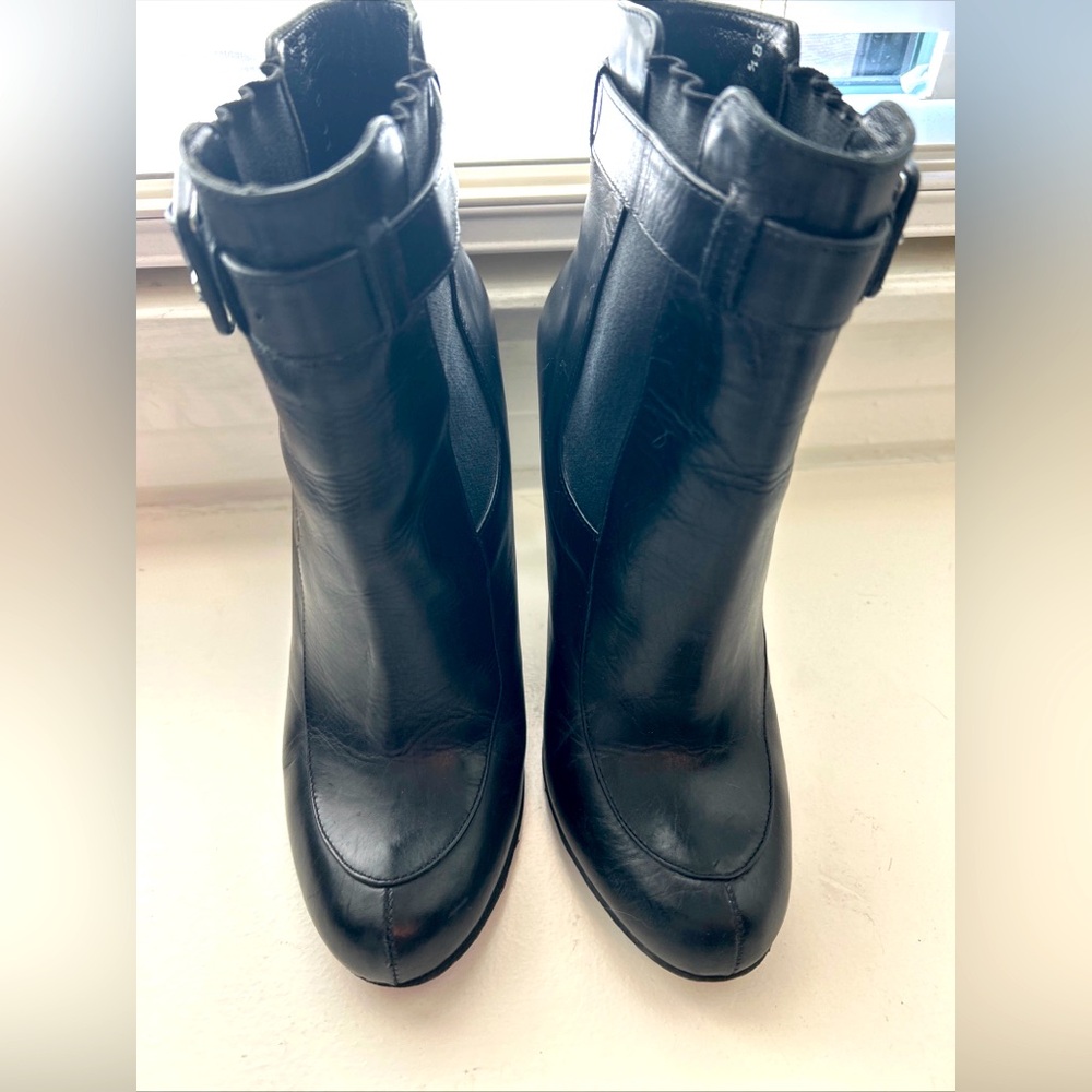 Robert Clergerie Black Leather Buckle Ankle Booties Heels EU 38.5